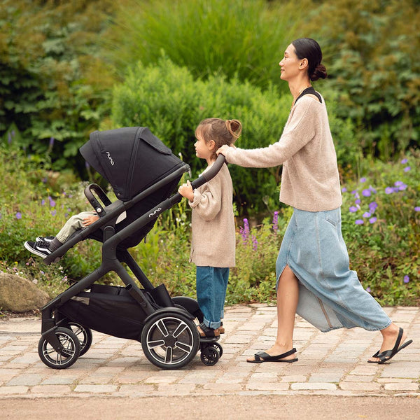 Nuna Demi™ Next mit Rider Board Pistachio (2026)