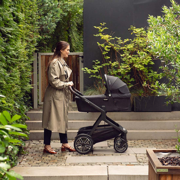 Nuna Demi™ Next mit Rider Board Pistachio (2026)