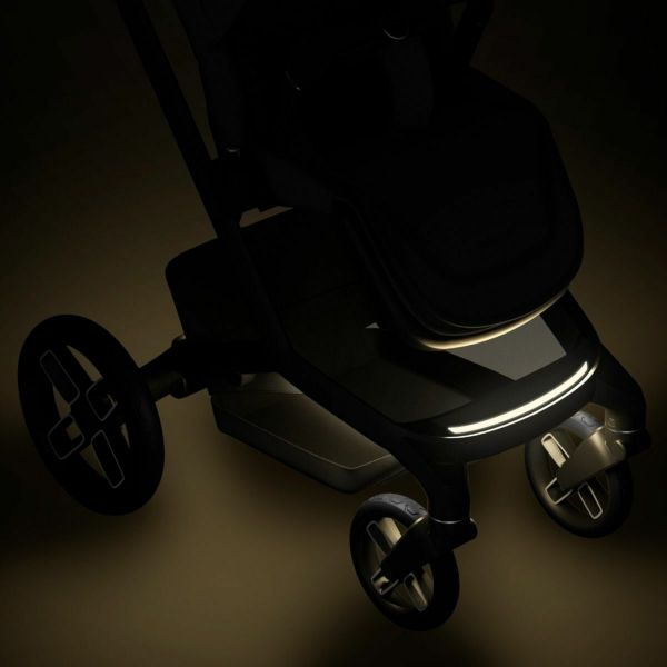 Maxi Cosi Fame Onyx Black 5in1 Set